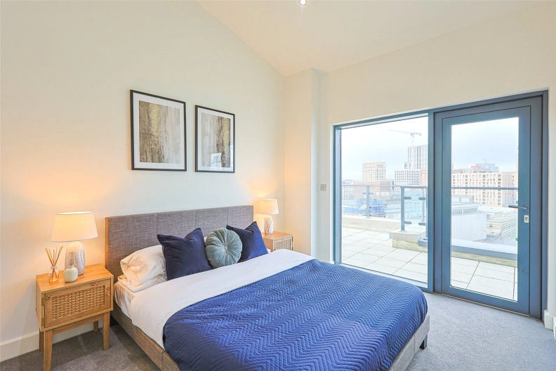 3 bedrooms apartments/flats for sale in Aerodrome Road, Beaufort Park, Colindale - NW9 view 7