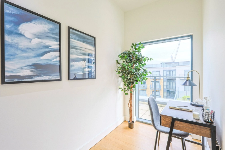 3 bedrooms apartments/flats for sale in Aerodrome Road, Beaufort Park, Colindale - NW9 view 8