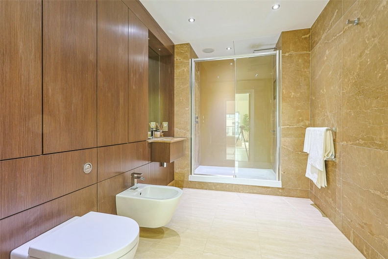 3 bedrooms apartments/flats for sale in Aerodrome Road, Beaufort Park, Colindale - NW9 view 9
