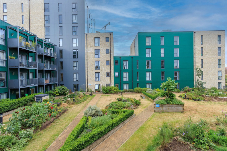 3 bedrooms apartments/flats for sale in Guardian Avenue, Colindale - NW9 view 18