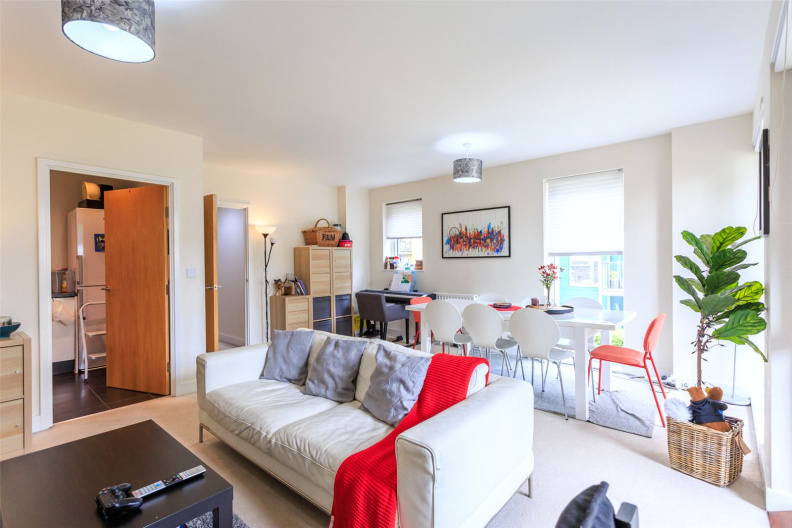 3 bedrooms apartments/flats for sale in Guardian Avenue, Colindale - NW9 view 13