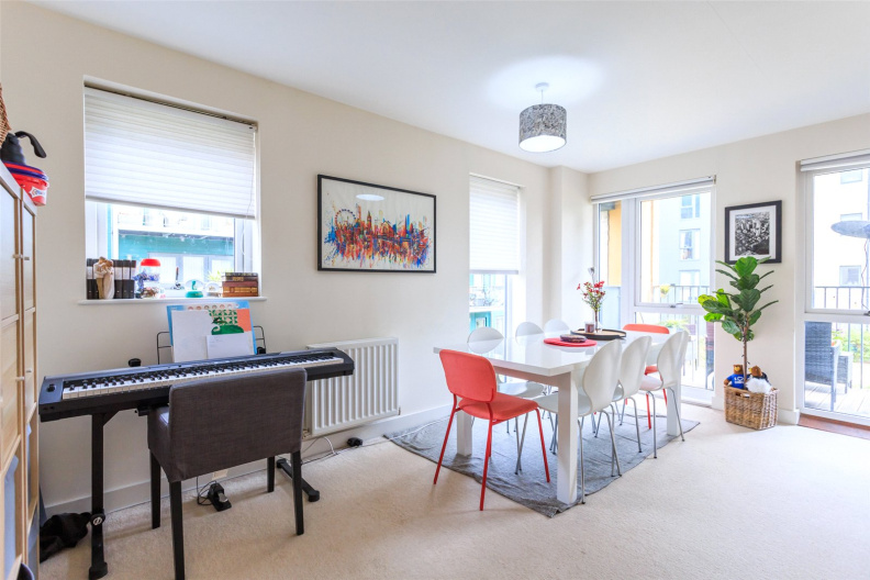 3 bedrooms apartments/flats for sale in Guardian Avenue, Colindale - NW9 view 19