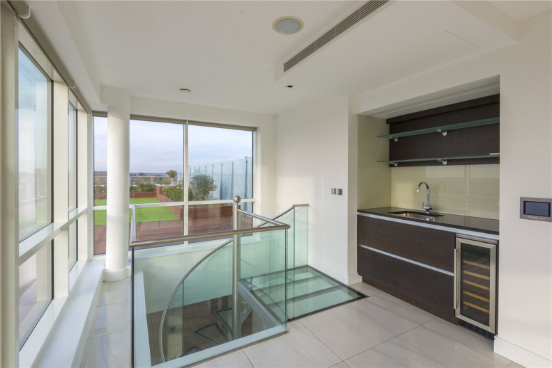 3 bedrooms apartments/flats for sale in Longfield Avenue, Ealing - W5 view 11