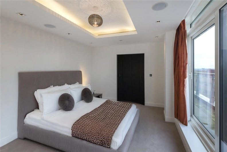 3 bedrooms apartments/flats for sale in Longfield Avenue, Ealing - W5 view 5