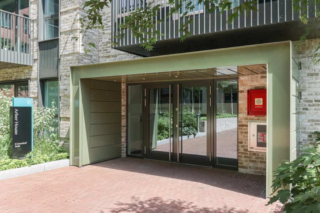 Studio apartments/flats for sale in Greenleaf Walk, Southall - UB1 view 13