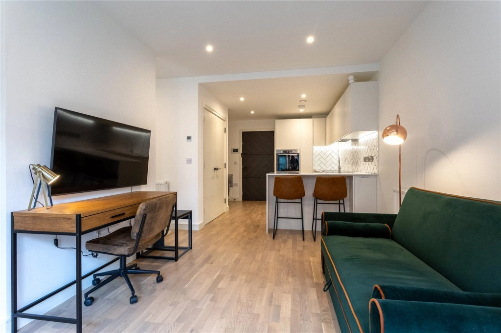 Studio apartments/flats for sale in Greenleaf Walk, Southall - UB1 view 9