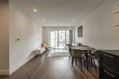 Filmworks Walk, Ealing - W5 view 4