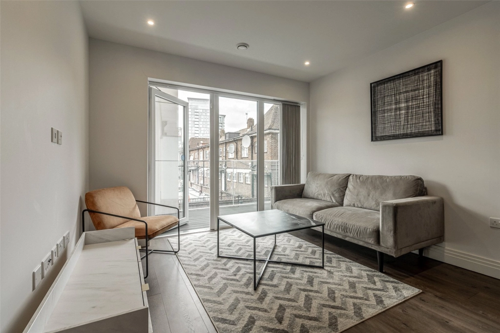 1 bedroom apartments/flats for sale in Filmworks Walk, Ealing - W5 view 16