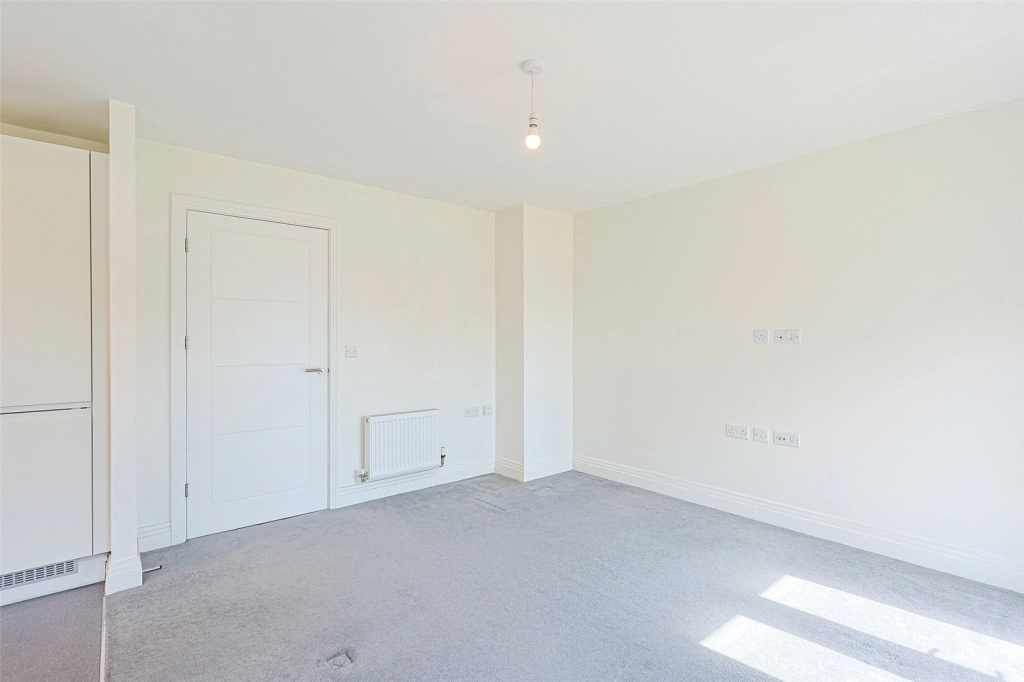 1 bedroom apartments/flats for sale in Palomino Close, Hayes - UB4 view 14