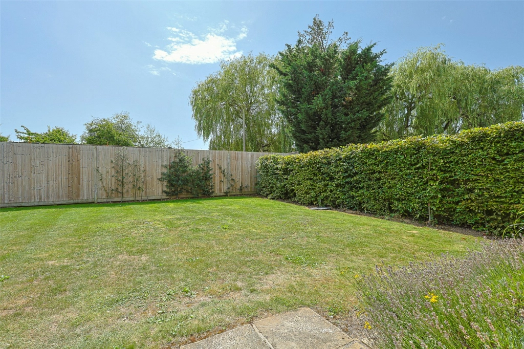 1 bedroom apartments/flats for sale in Palomino Close, Hayes - UB4 view 12