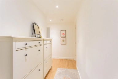 Caversham Road, Colindale - NW9 view 7