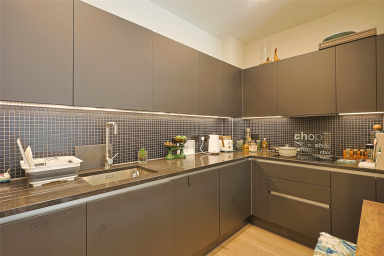 Middle Road, London W7 image 6