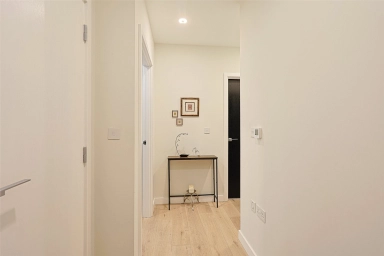 Middle Road, Ealing - W7 view 11