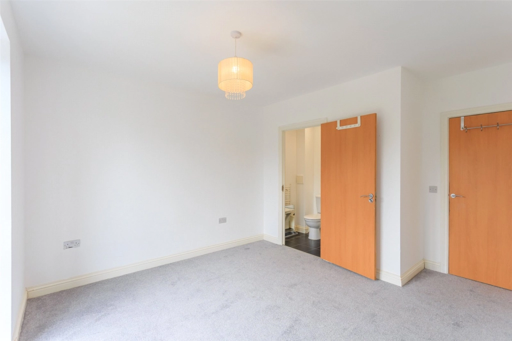 2 bedrooms apartments/flats for sale in Joslin Avenue, Colindale - NW9 view 12