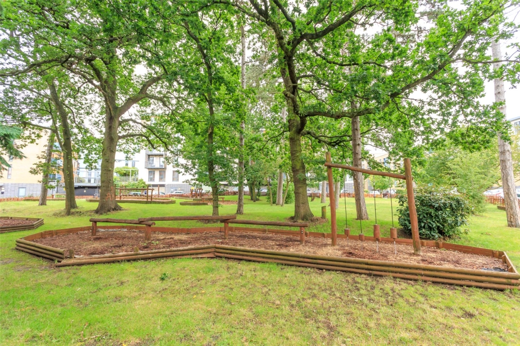 2 bedrooms apartments/flats for sale in Joslin Avenue, Colindale - NW9 view 10