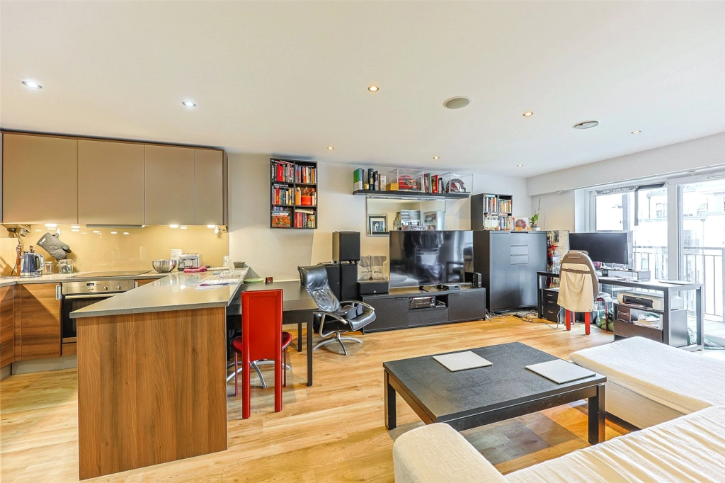 2 bedrooms apartments/flats to sale in Boulevard Drive, Beaufort Park, Colindale-image 1