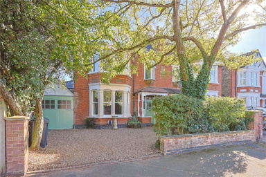Lynton Road, Acton - W3 view 25