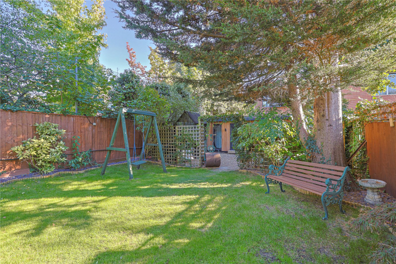 6 bedrooms houses for sale in Lynton Road, Acton - W3 view 24