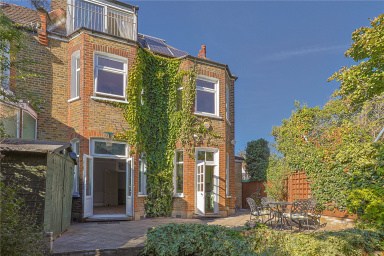 Lynton Road, Acton - W3 view 13