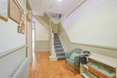 Lynton Road, Acton - W3 view 14