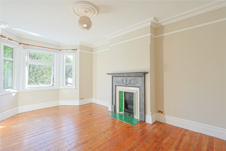 6 bedrooms houses for sale in Lynton Road, Acton - W3 view 19