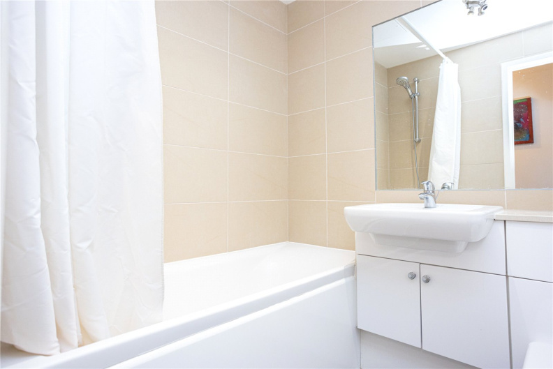 2 bedrooms apartments/flats for sale in Heritage Avenue, London - NW9 view 7