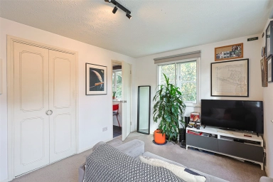 Vicars Bridge Close, Wembley - HA0 view 1