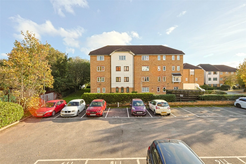 Studio apartments/flats for sale in Vicars Bridge Close, Wembley - HA0 view 7