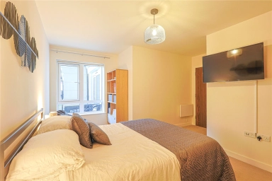 Beaufort Square, Colindale - NW9 view 11