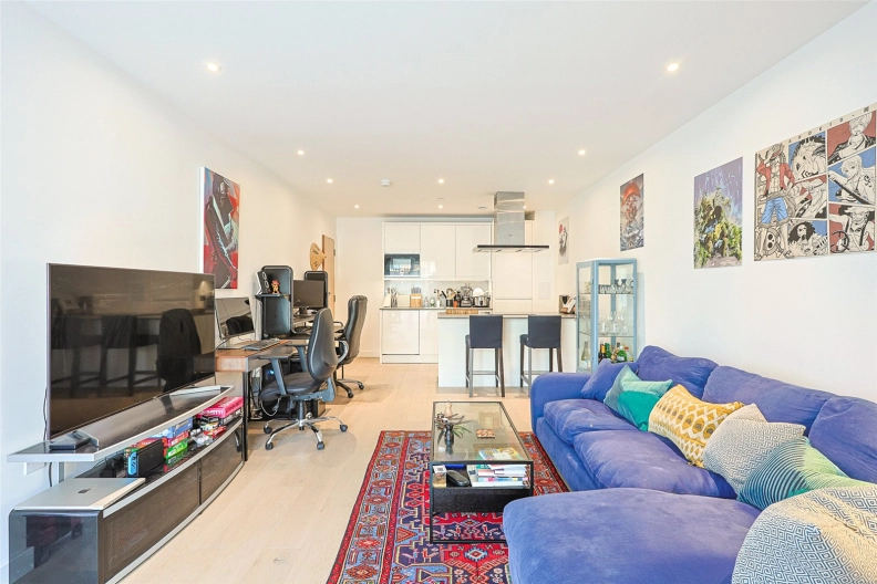 1 bedroom apartments/flats for sale in Lismore Boulevard, Colindale Gardens, Colindale - NW9 view 3