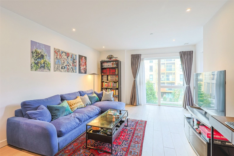 1 bedroom apartments/flats for sale in Lismore Boulevard, Colindale Gardens, Colindale - NW9 view 5