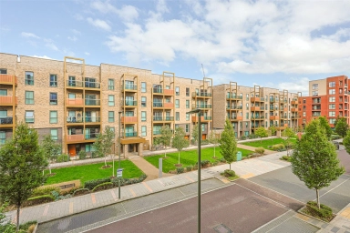 Lismore Boulevard, Colindale Gardens, Colindale - NW9 view 9