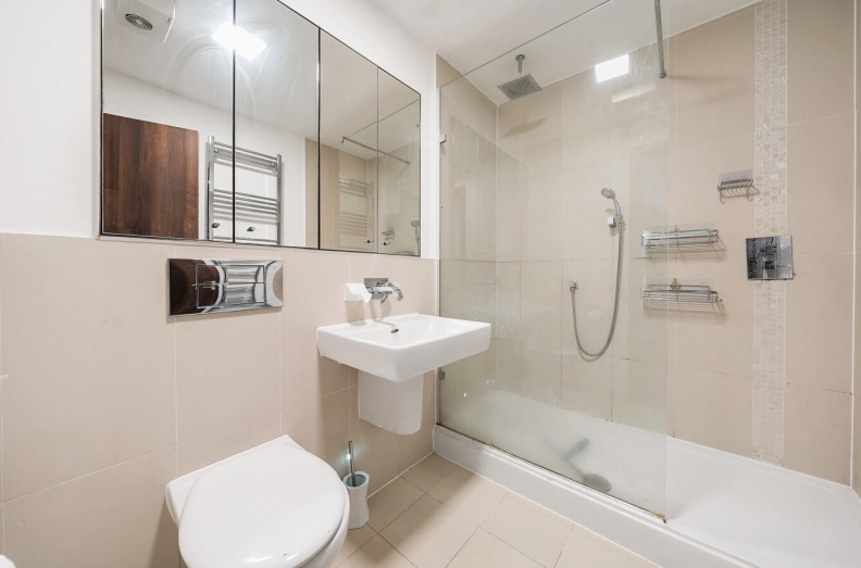 2 bedrooms apartments/flats to sale in Kings Mill Way, Denham, Uxbridge-image 17