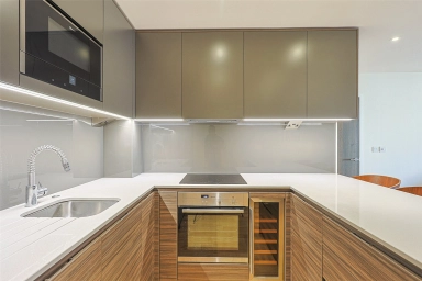 Beaufort Square, Beaufort Park, Colindale - NW9 view 7