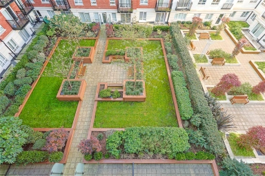 Beaufort Square, Beaufort Park, Colindale - NW9 view 15