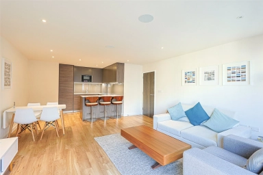 Beaufort Square, Beaufort Park, Colindale - NW9 view 6