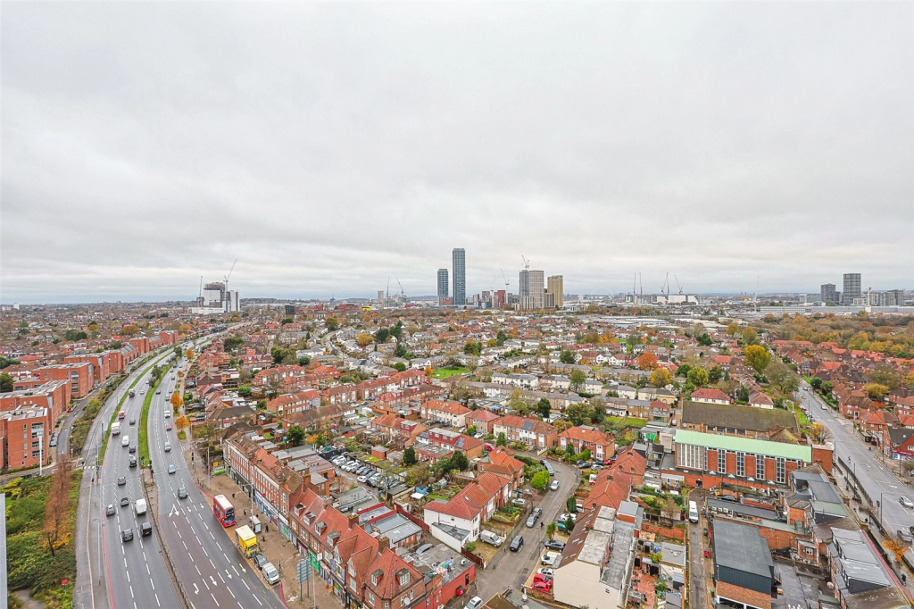 2 bedrooms apartments/flats for sale in East Acton Lane, Acton - W3 view 22