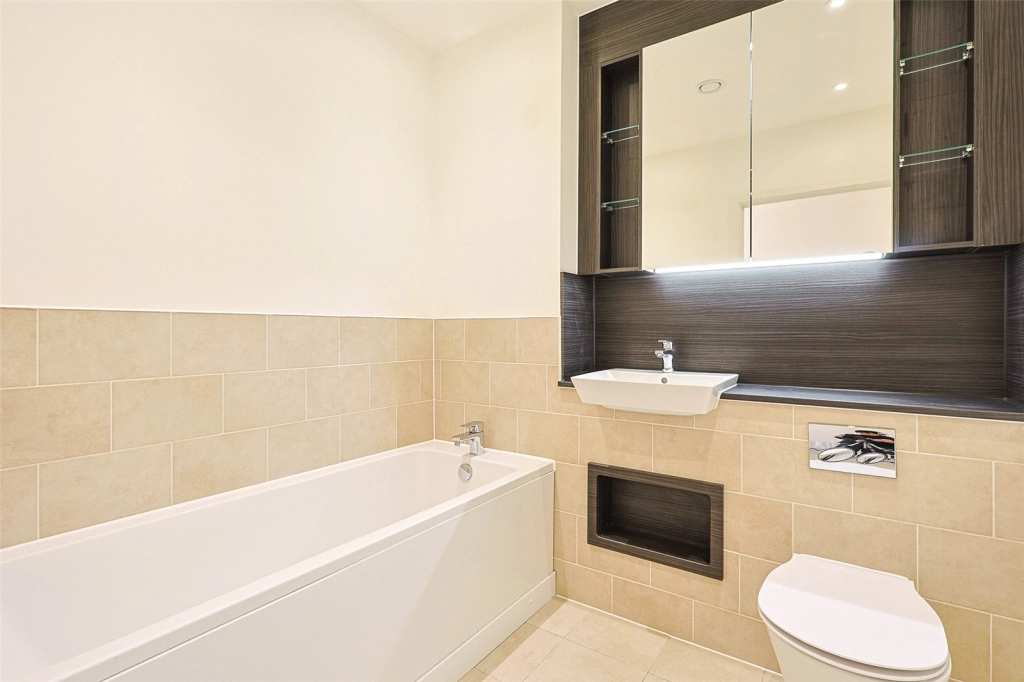 2 bedrooms apartments/flats for sale in East Acton Lane, Acton - W3 view 9