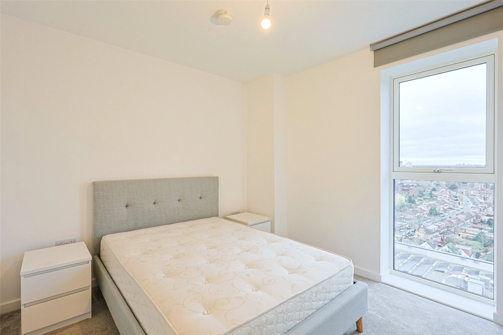 2 bedrooms apartments/flats for sale in East Acton Lane, Acton - W3 view 8