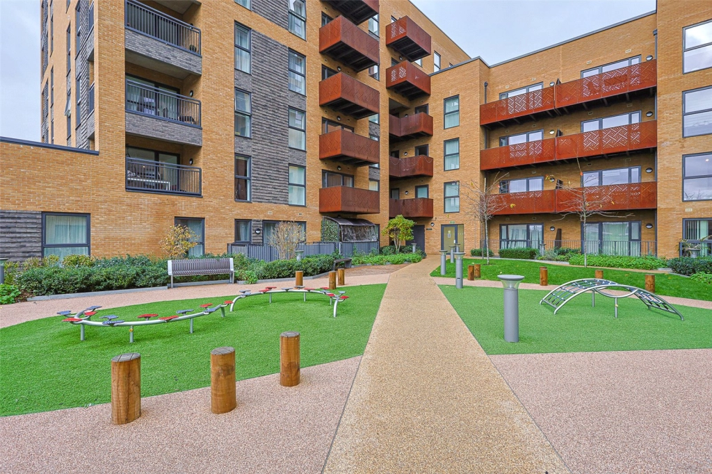 2 bedrooms apartments/flats for sale in East Acton Lane, Acton - W3 view 21