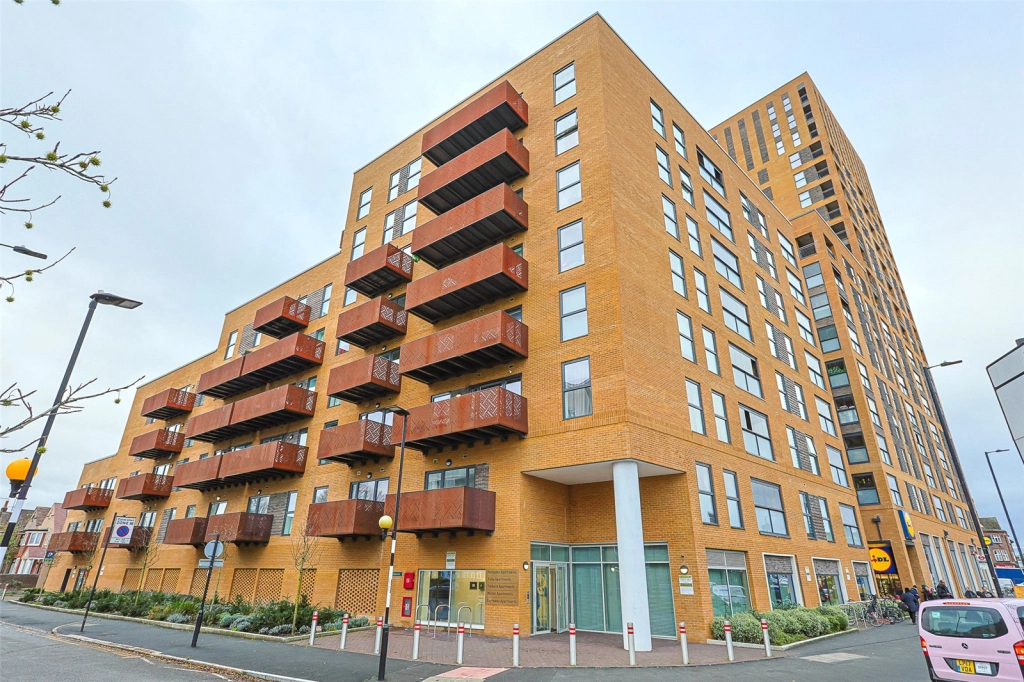 2 bedrooms apartments/flats for sale in East Acton Lane, Acton - W3 view 6
