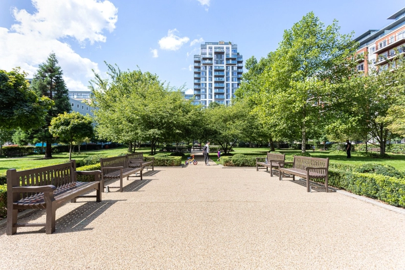 Studio apartments/flats for sale in Heritage Avenue, Beaufort Park, Colindale - NW9 view 14