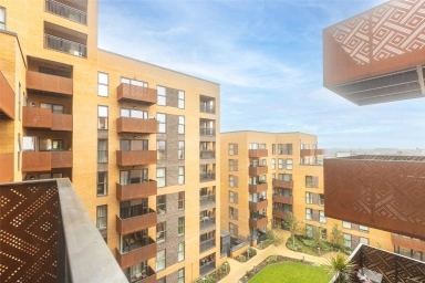 East Acton Lane, Acton W3 image 19