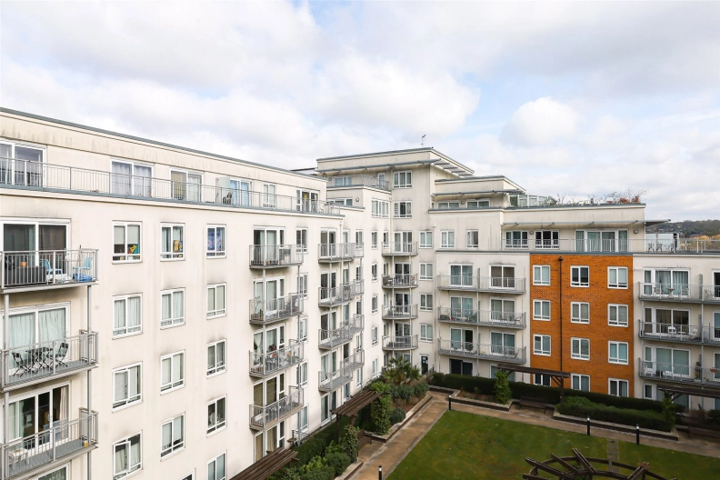 1 bedroom apartments/flats to sale in Boulevard Drive, Beaufort Park, Colindale-image 10