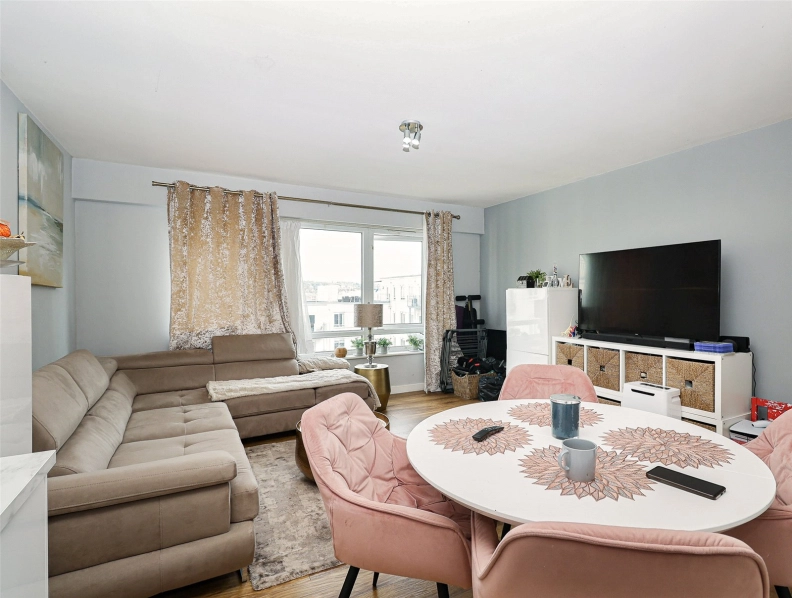 1 bedroom apartments/flats to sale in Boulevard Drive, Beaufort Park, Colindale-image 9