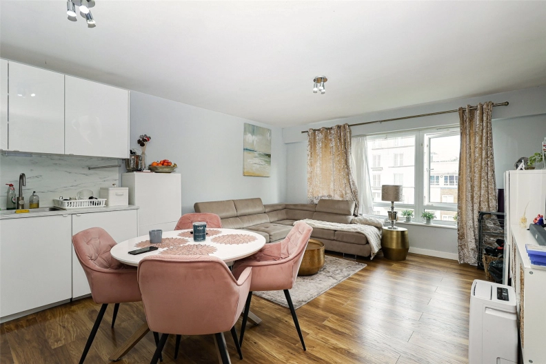 1 bedroom apartments/flats to sale in Boulevard Drive, Beaufort Park, Colindale-image 12