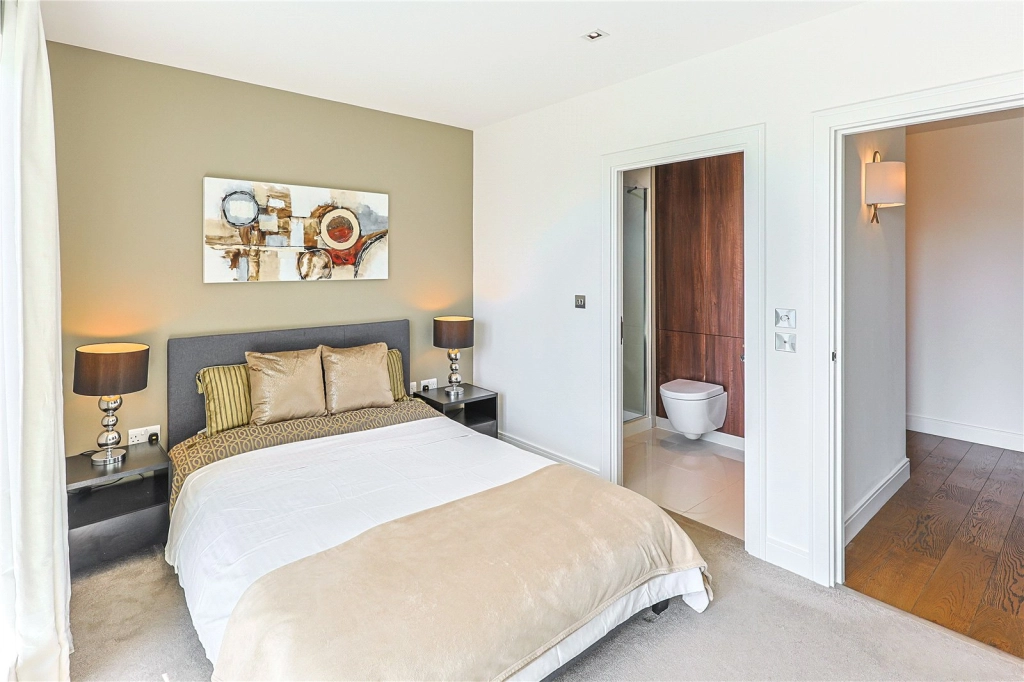 2 bedrooms apartments/flats for sale in Longfield Avenue, Ealing - W5 view 14