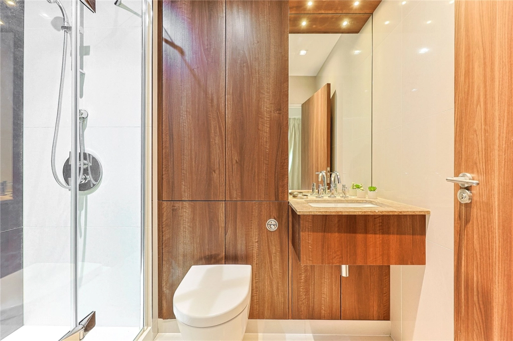 2 bedrooms apartments/flats for sale in Longfield Avenue, Ealing - W5 view 8