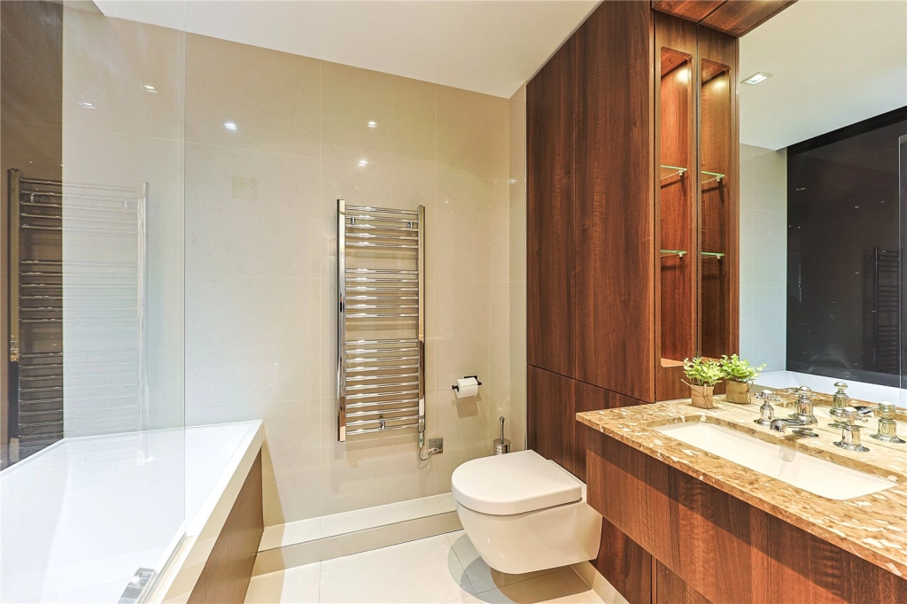2 bedrooms apartments/flats for sale in Longfield Avenue, Ealing - W5 view 7
