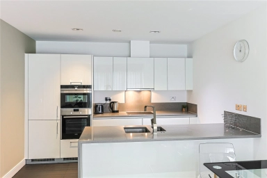 Longfield Avenue, Ealing W5 image 5